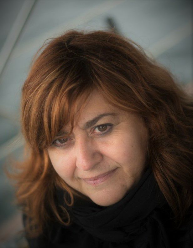 Dra. Ana Avellón Calvo